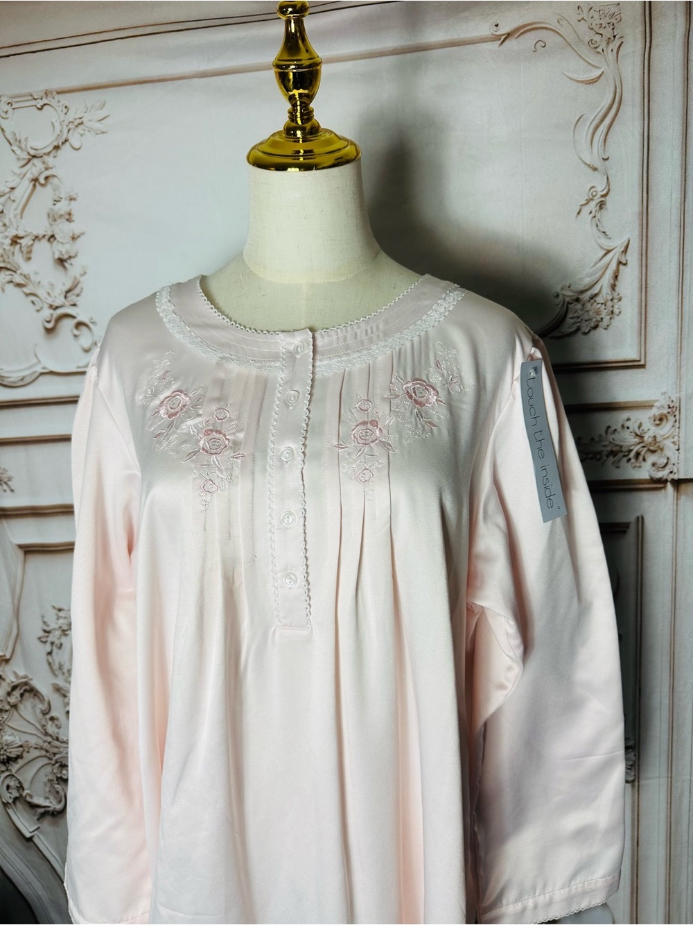 Miss Elaine Pale Pink Long Sleeve Nightgown with Floral Embroidery - Picture 2 of 10